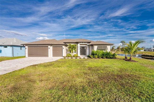 $600,000 | 855 Rotonda Circle, Rotonda West, FL 33947