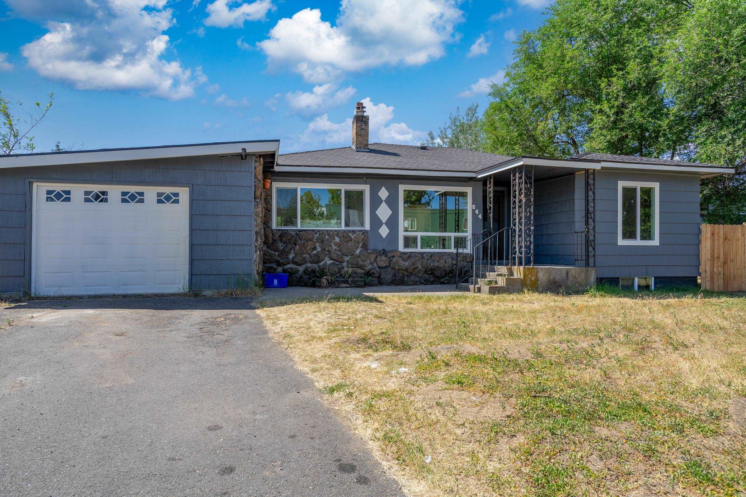 44 East Graves Road Spokane, WA 99218 - Photo 4 of 38