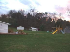 108 Unaka Subdivision Road Elizabethton, TN 37643 - Photo 3 of 5 Photo 3