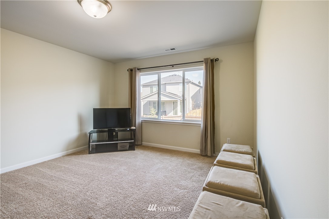 17814 Southeast 189th Street Renton, WA 98058 - Photo 22 of 31 Gallery Image 22