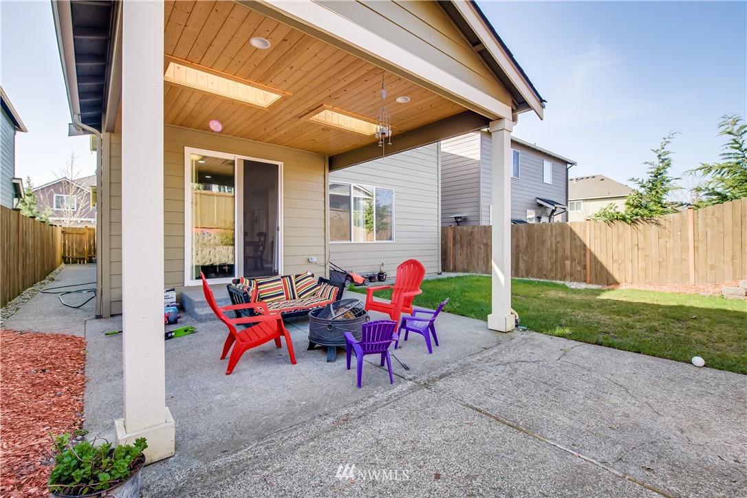17814 Southeast 189th Street Renton, WA 98058 - Photo 8 of 31 Gallery Image 8