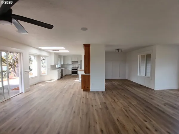 $1,250,000 | 23062 Southwest Byers Lk Terrace, Sherwood, OR 97140