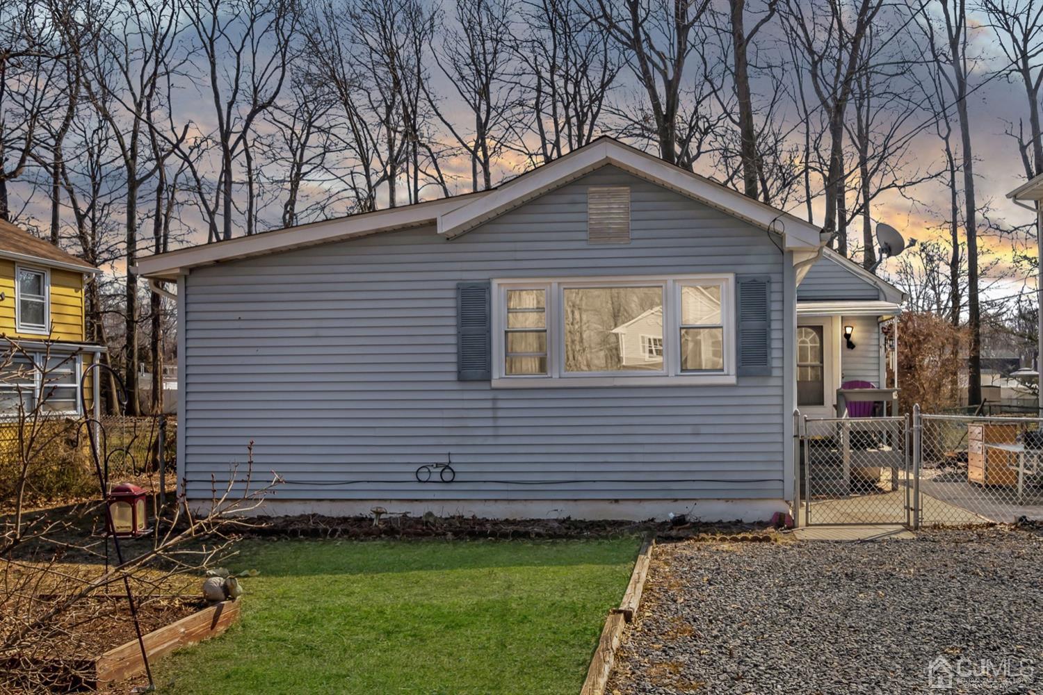 1624 Holly Road North Brunswick, NJ 08902 - Photo 2 of 20 Gallery Image 2