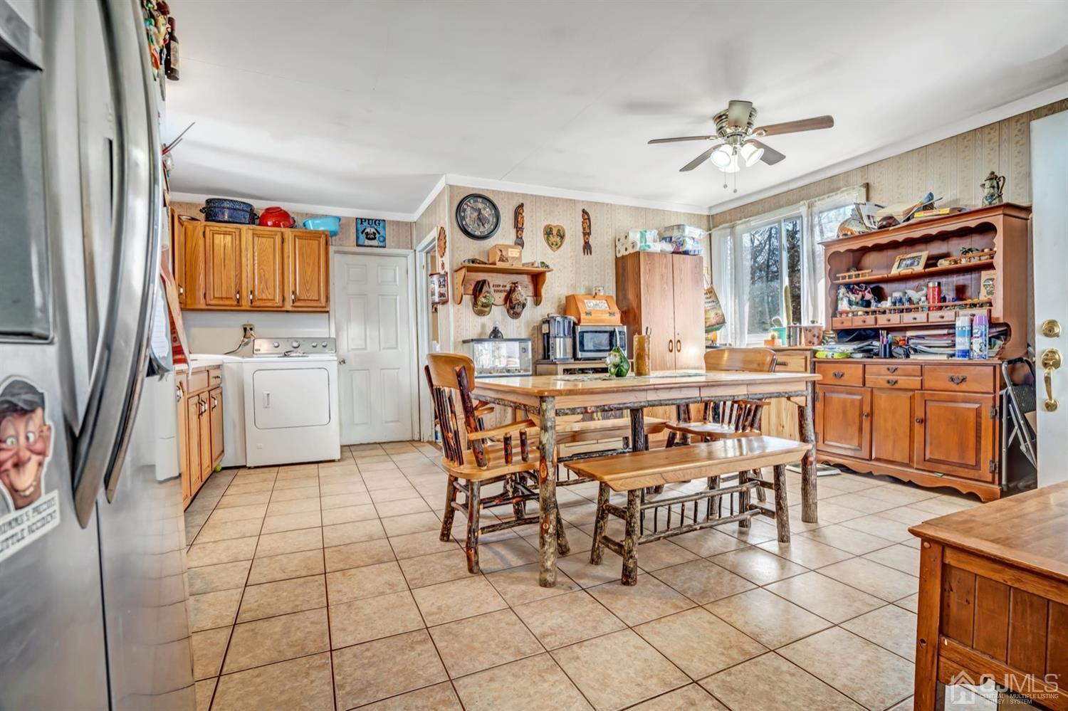 1624 Holly Road North Brunswick, NJ 08902 - Photo 11 of 20 Gallery Image 11