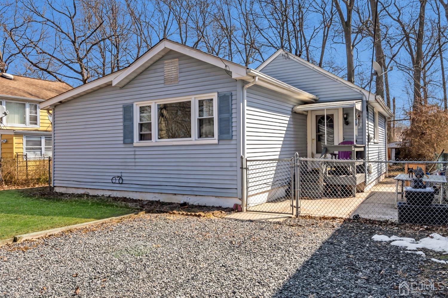 1624 Holly Road North Brunswick, NJ 08902 - Photo 3 of 20 Gallery Image 3