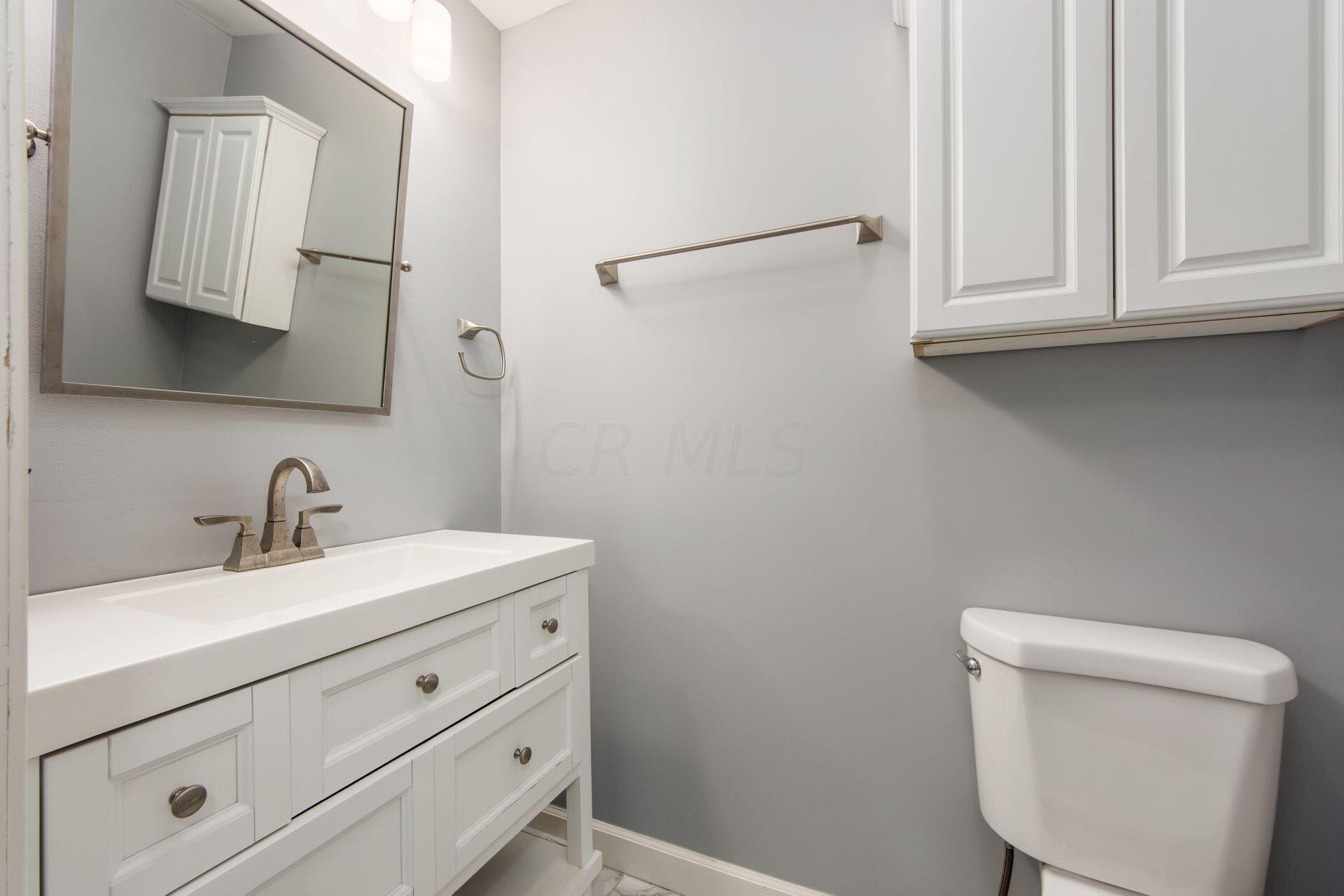2740 Jewett Road Powell, OH 43065 - Photo 24 of 40 031_6970_Z 2740 Jewett Rd 080