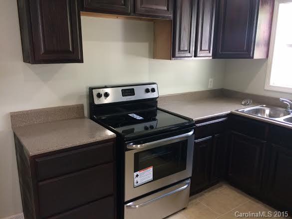 8440 Pence Road Charlotte, NC 28215 - Photo 5 of 22 Gallery Image 5