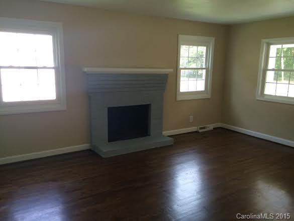 8440 Pence Road Charlotte, NC 28215 - Photo 9 of 22 Gallery Image 9