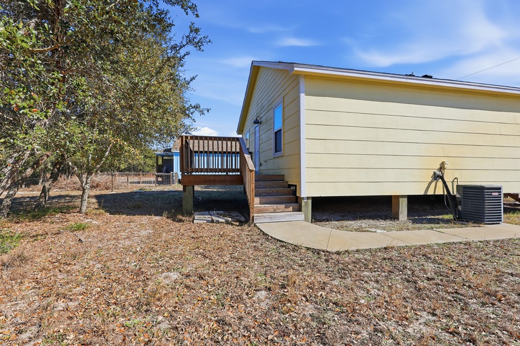 2121 Lone Star Road Rockport, TX 78382 - Photo 25 of 29