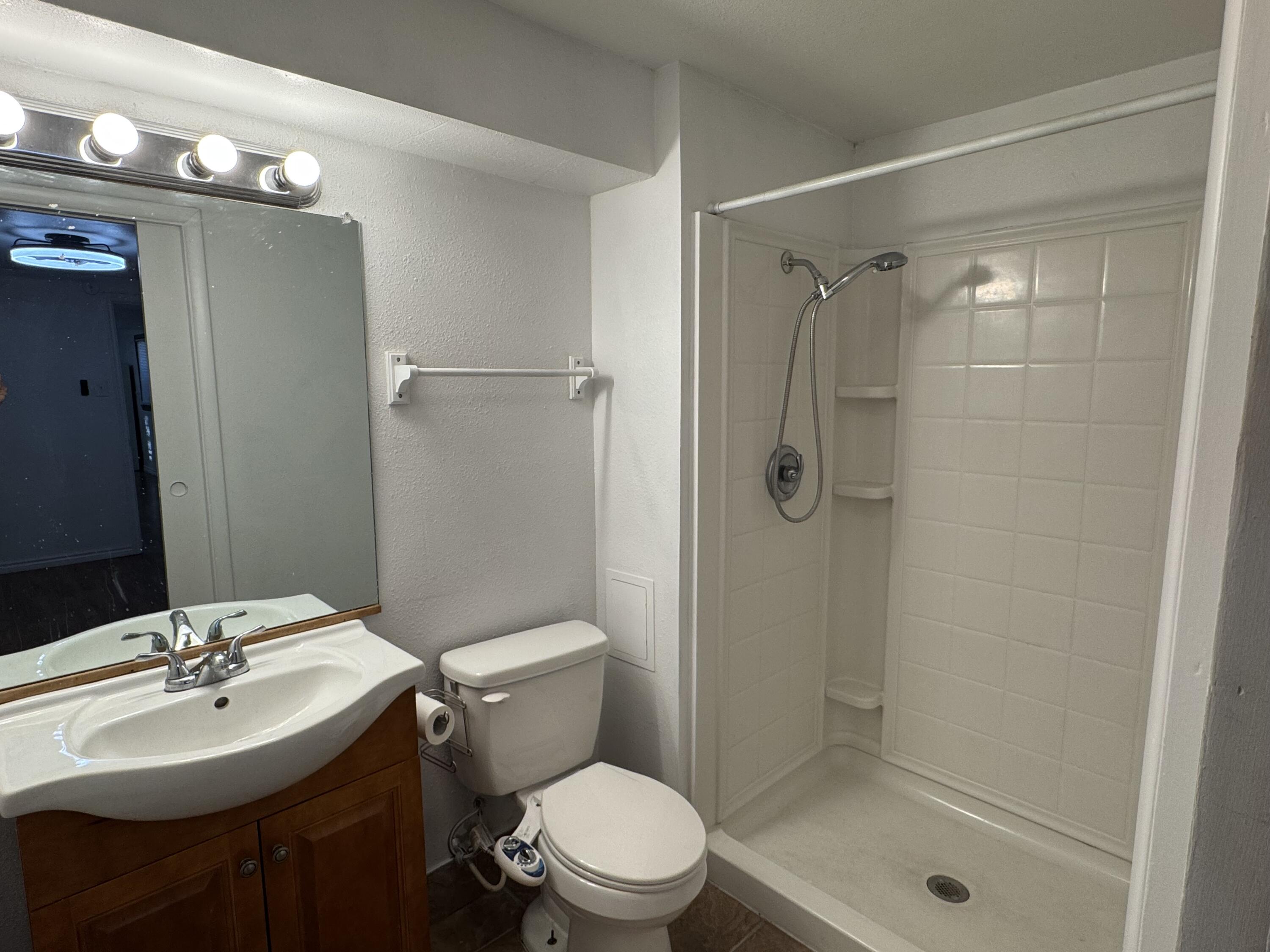 2708 20th Street, Unit REAR Lubbock, TX 79410 - Photo 5 of 7 5