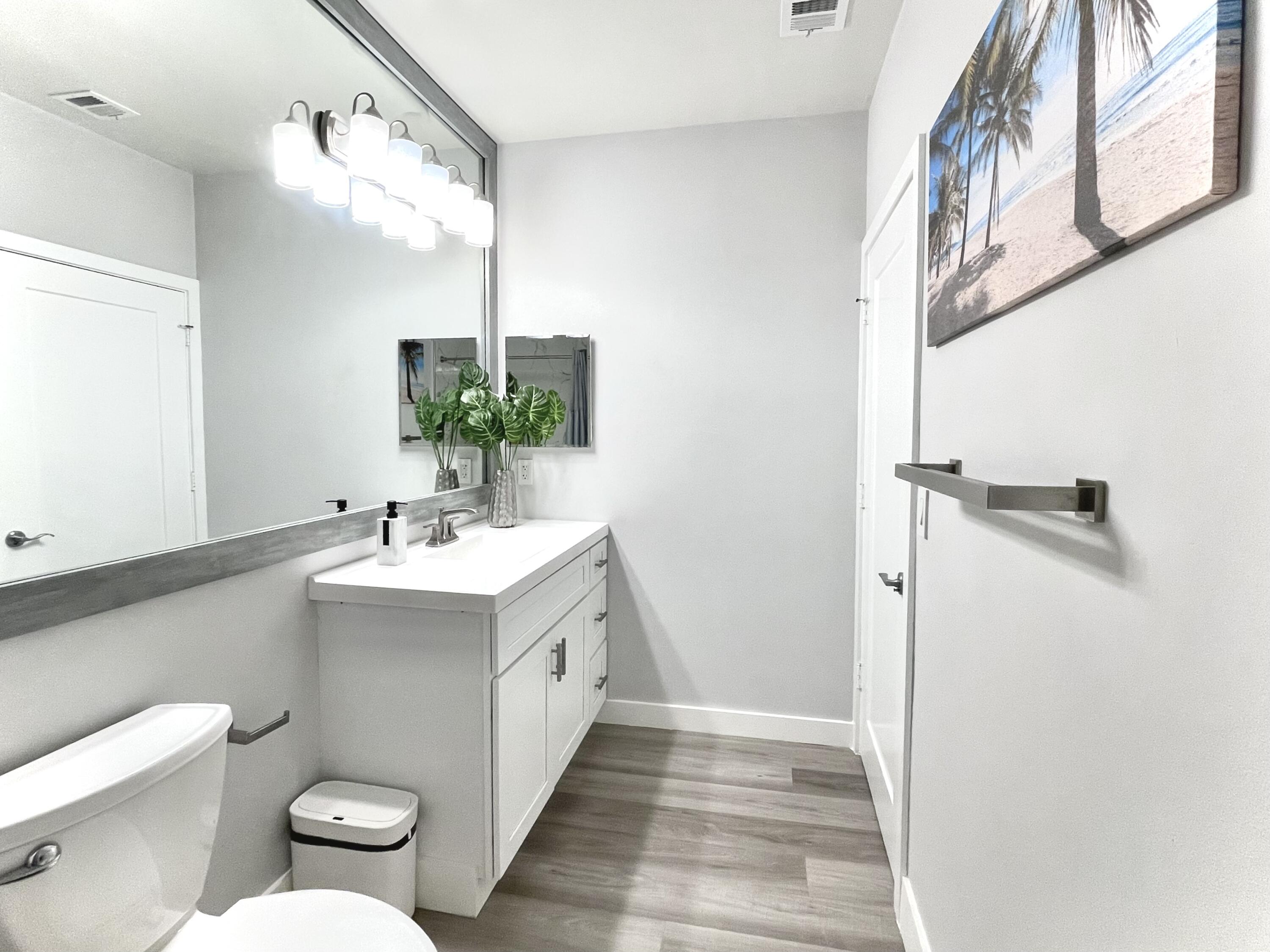 233 South Federal Highway, Unit LPH12 Boca Raton, FL 33432 - Photo 6 of 23 IMG-4659