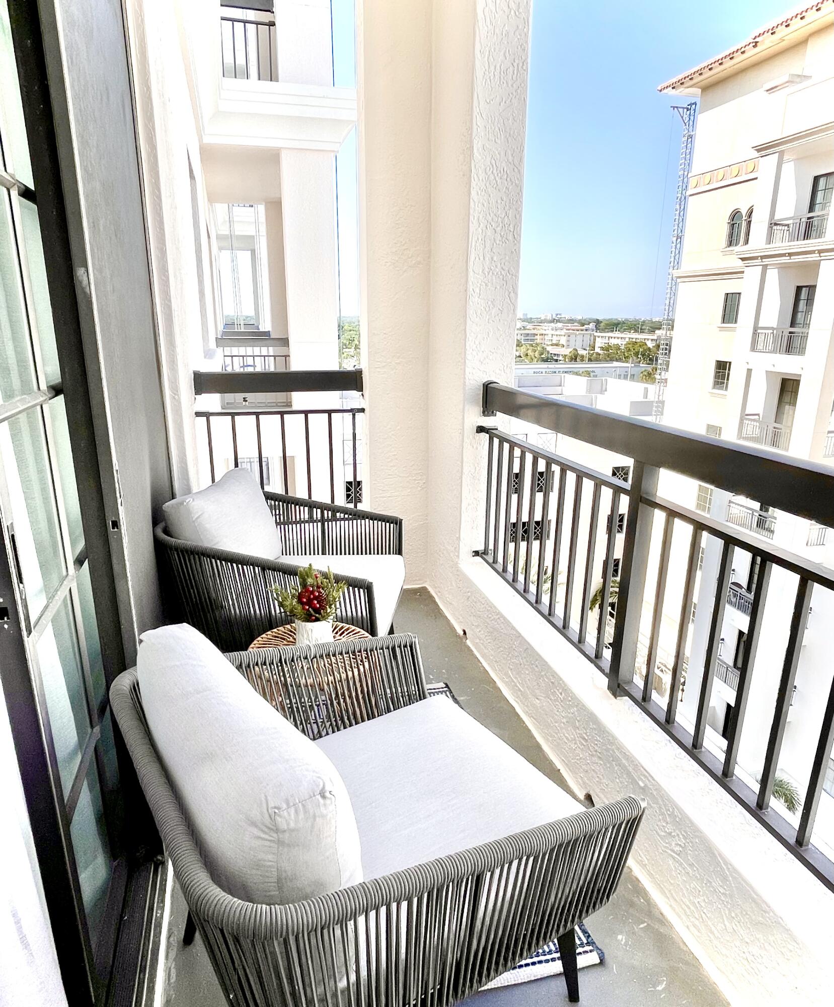 233 South Federal Highway, Unit LPH12 Boca Raton, FL 33432 - Photo 10 of 23 IMG-4630