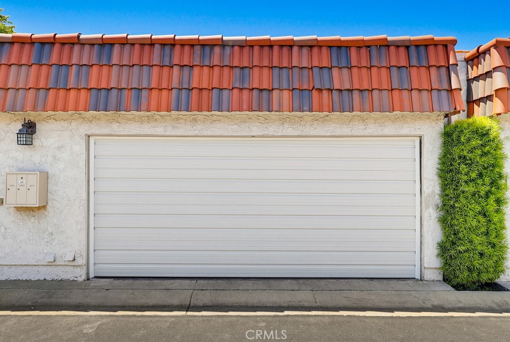 27914 Ridgebluff Court Rancho Palos Verdes, CA 90275 - Photo 32 of 37 New garage door and motor