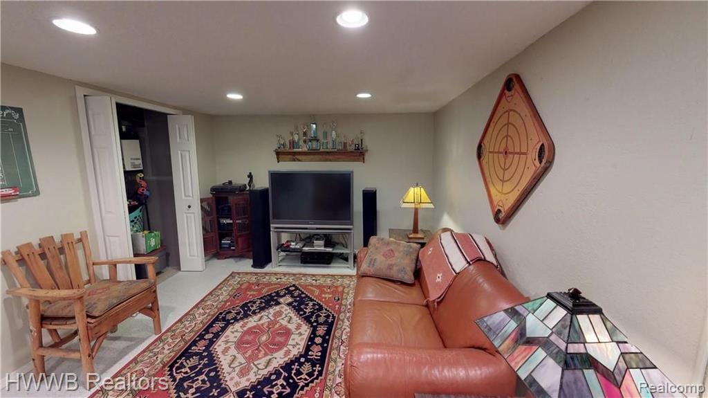390 East Maryknoll Road Rochester Hills, MI 48309 - Photo 22 of 38