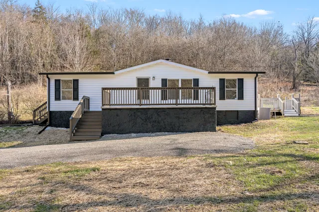 $279,900 | 7757 Burks Hollow Road, Christiana, TN 37037