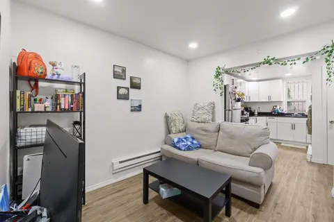 $849,000 | 477 Mercer Street, Jersey City, NJ 07306