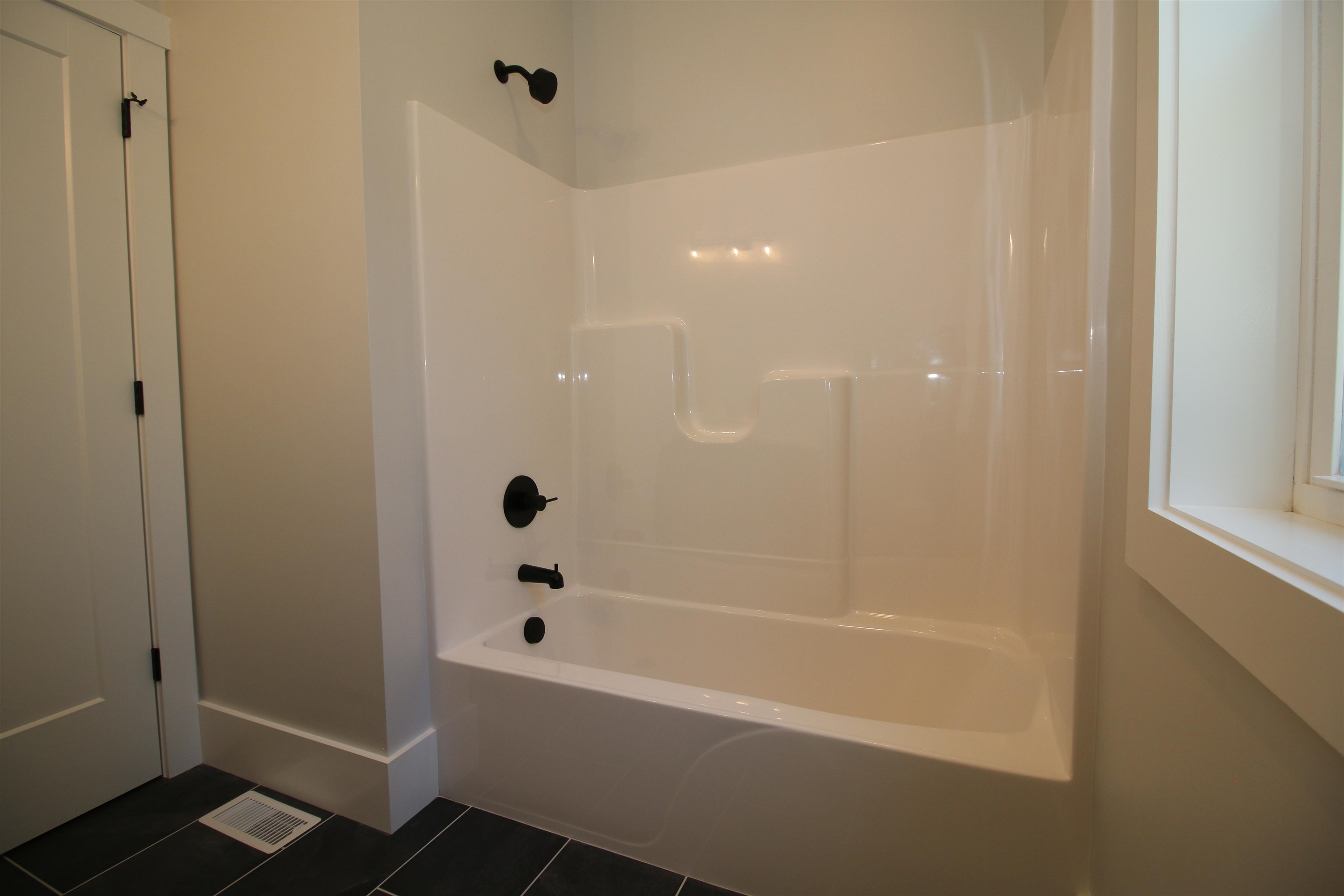 21 Ruonala Road, Unit 52931 Milford, NH 03055 - Photo 17 of 33