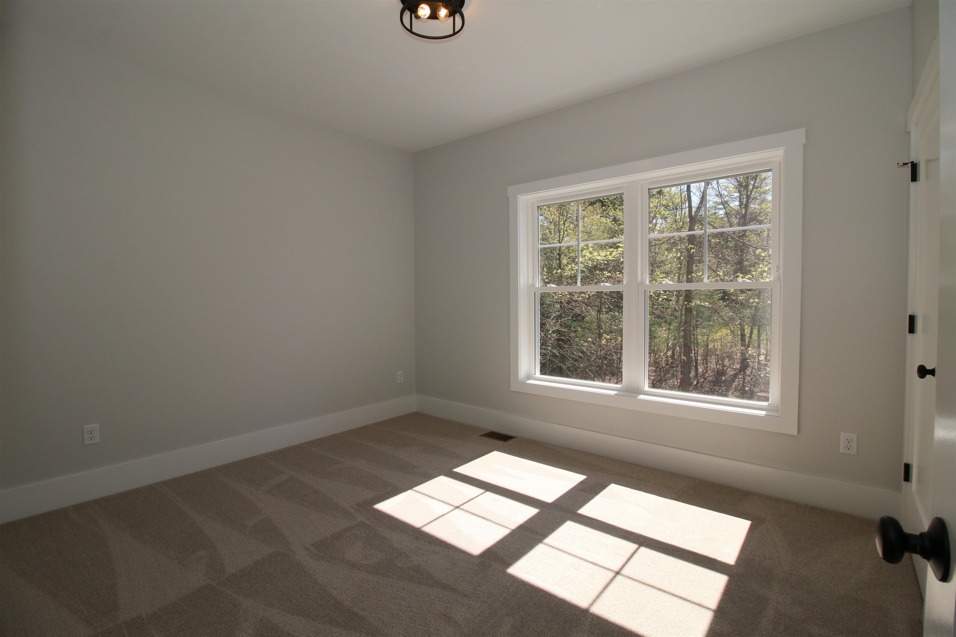 21 Ruonala Road, Unit 52931 Milford, NH 03055 - Photo 18 of 33