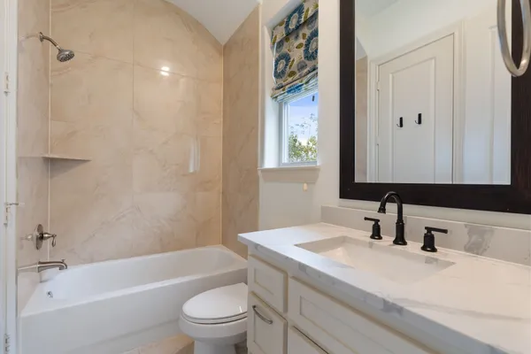 $3,500 | 1103 Summer Street, Houston, TX 77007