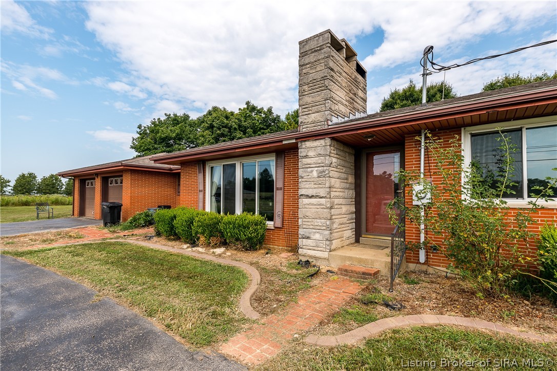 6372 Highway 64 Northeast Georgetown, IN 47122 - Photo 4 of 33