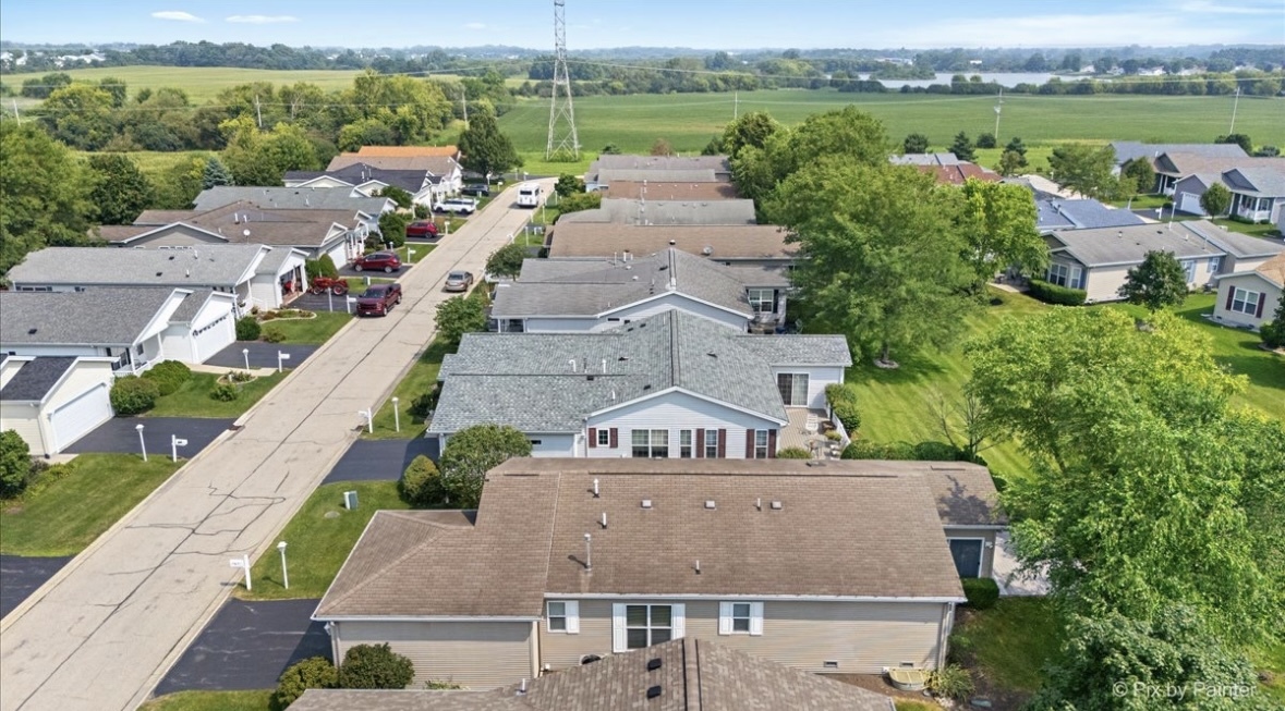 261 Rodeo Drive Grayslake, IL 60030 - Photo 38 of 41 Gallery Image 38