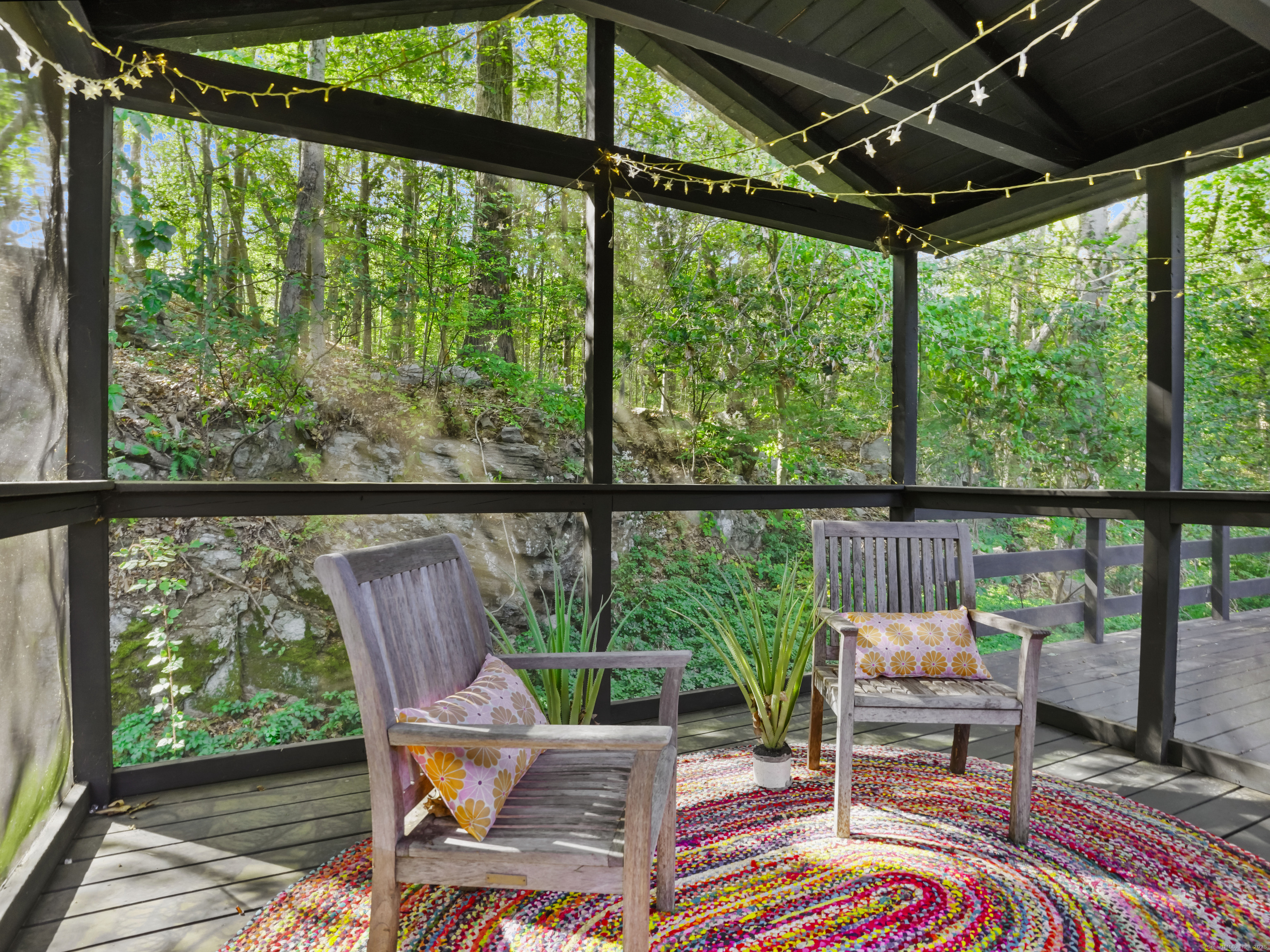 11 Eastwood Road Norwalk, CT 06851 - Photo 22 of 31