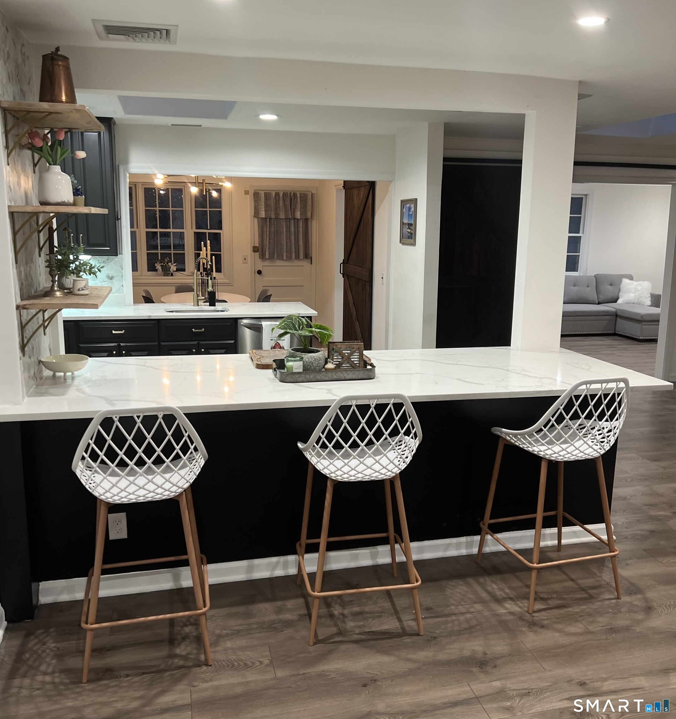 11 Eastwood Road Norwalk, CT 06851 - Photo 3 of 31