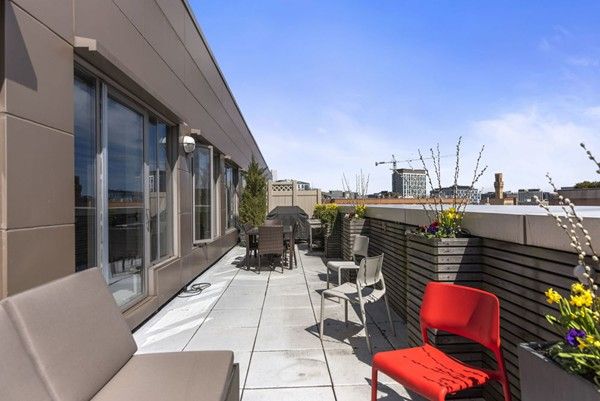 $1,645,000 | 1313 Washington Street, Unit 704, Boston, MA 02118