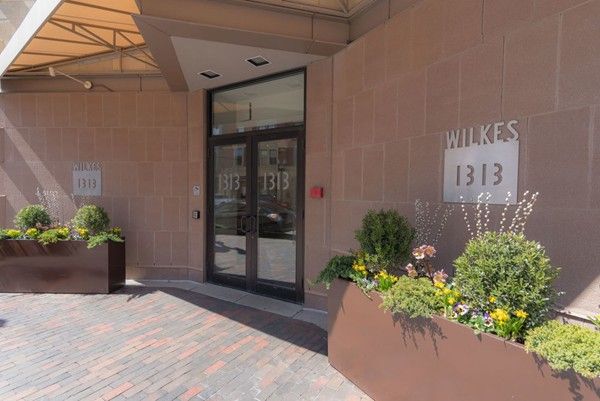 $1,645,000 | 1313 Washington Street, Unit 704, Boston, MA 02118