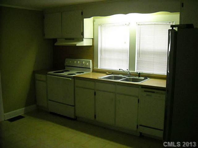 2254 Sunshine Road Lancaster, SC 29720 - Photo 9 of 16