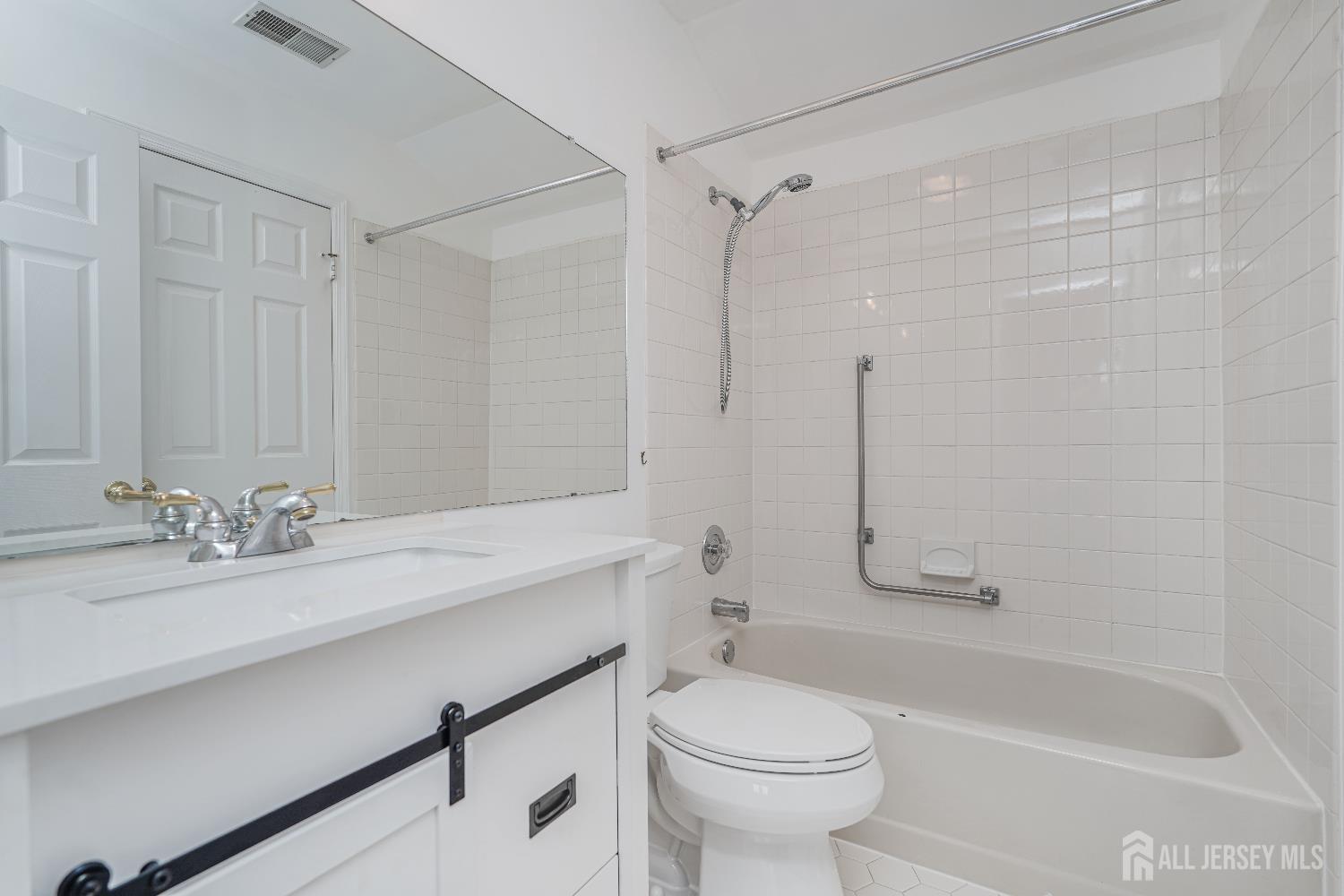 47 Winthrop Road, Unit 47A Monroe Township, NJ 08831 - Photo 28 of 34