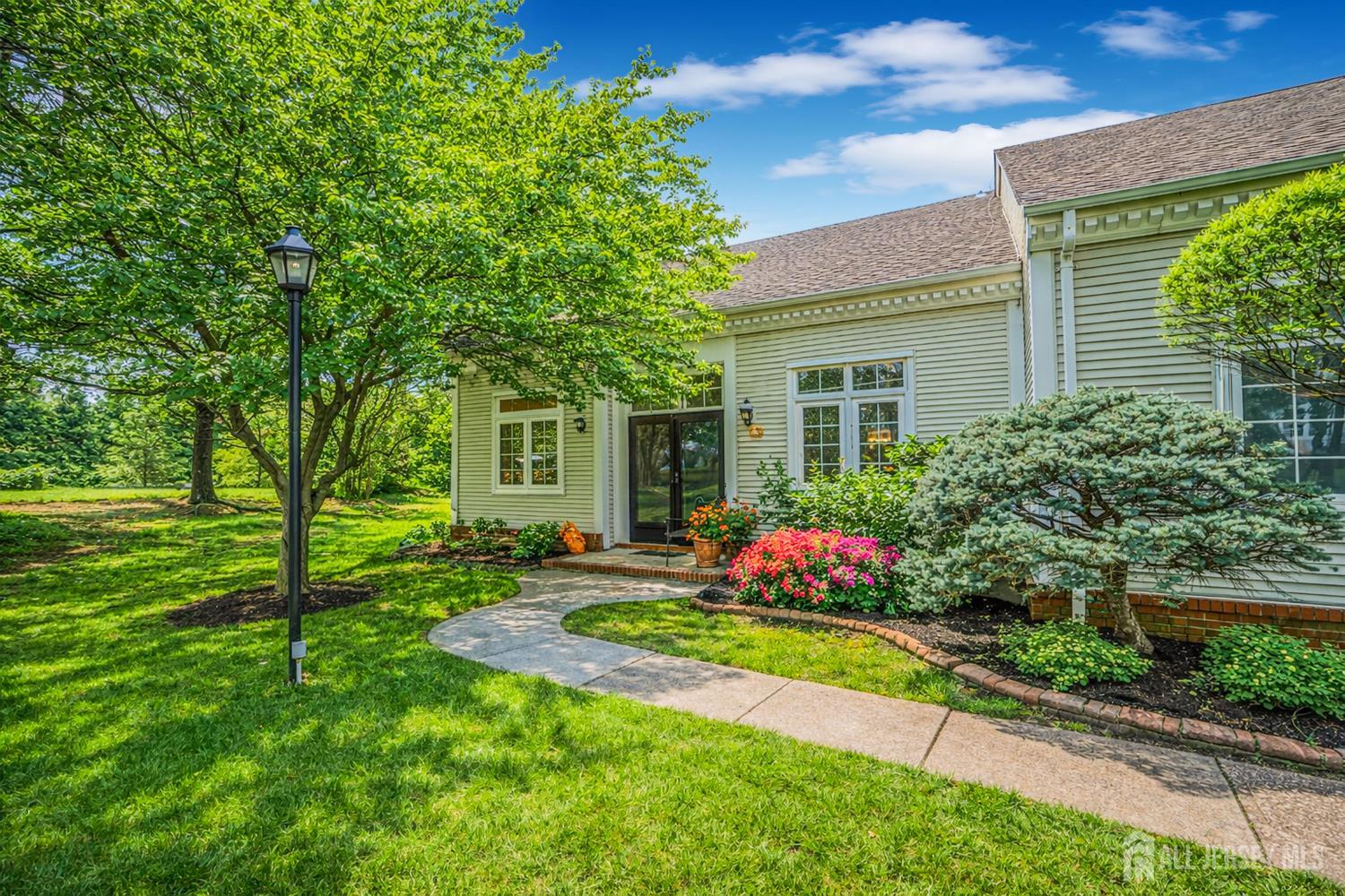 47 Winthrop Road, Unit 47A Monroe Township, NJ 08831 - Photo 4 of 34