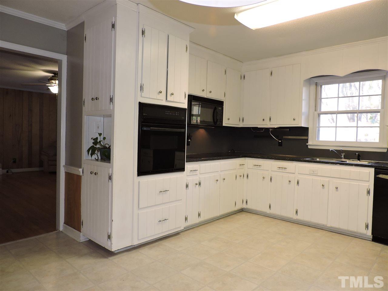 8920 Hunting Trail Raleigh, NC 27613 - Photo 5 of 20