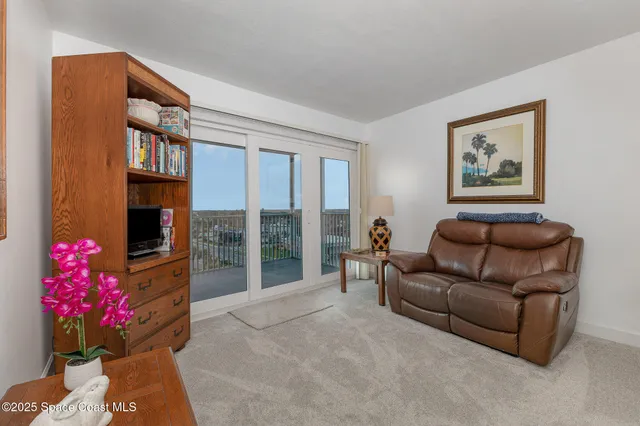 $3,300 | 1175 Florida A1A, Unit 606, Satellite Beach, FL 32937