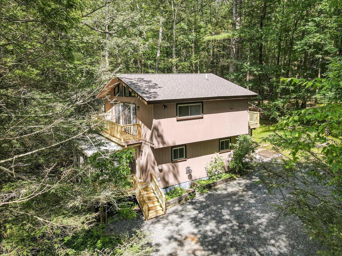 169 Sportsmen Drive Cresco, PA 18326 - Photo 47 of 61 47-Photo Jun 19 2025, 3 10 45 PM