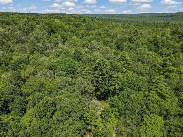 $337,000 | 169 Sportsmen Drive, Cresco, PA 18326