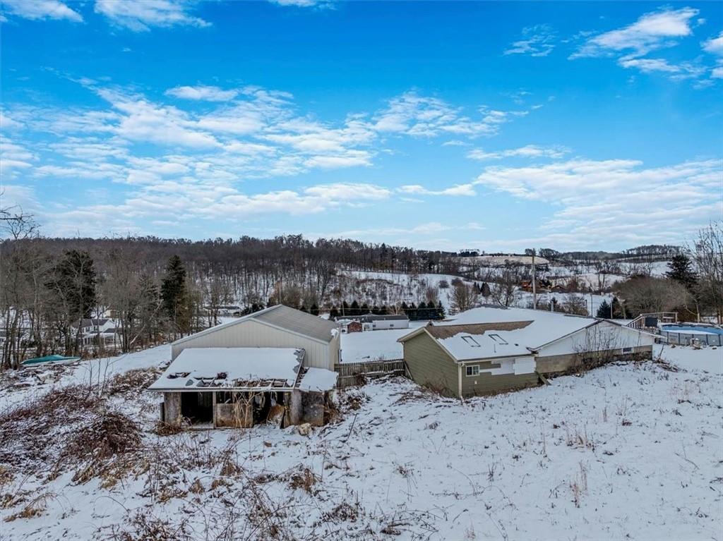 836 Saxonburg Road Butler, PA 16002 - Photo 44 of 49 a view of a city