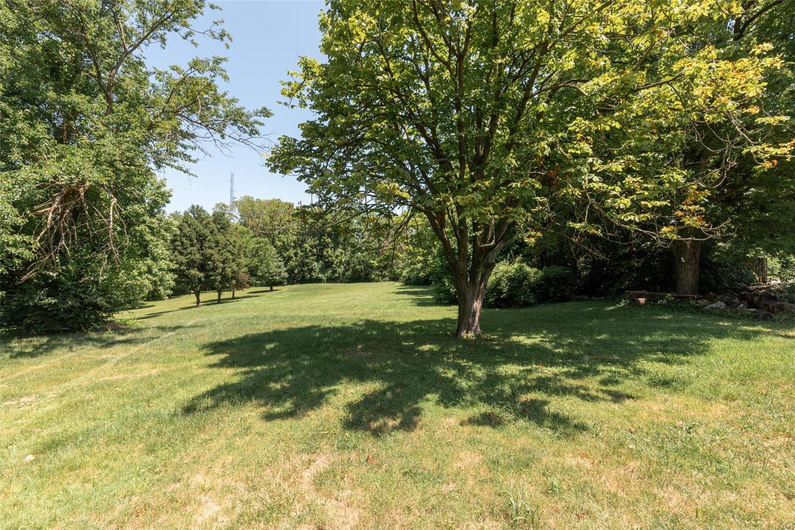 1059 Teson Road Hazelwood, MO 63042 - Photo 19 of 19 Gallery Image 19