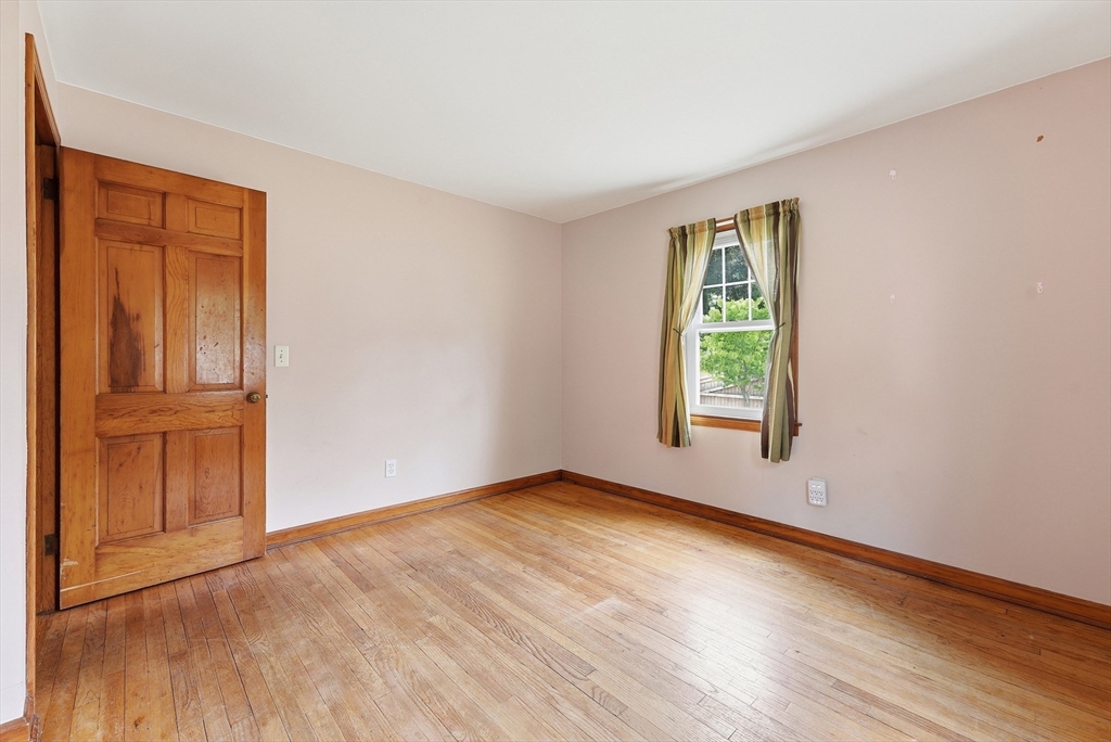 14 Duggan Circle Springfield, MA 01119 - Photo 24 of 41