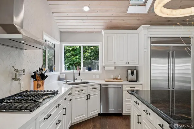 $2,895,000 | 69 La Espiral, Orinda, CA 94563