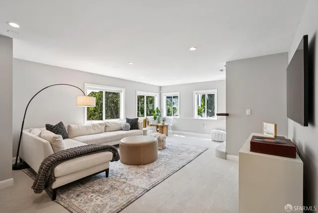 $2,895,000 | 69 La Espiral, Orinda, CA 94563