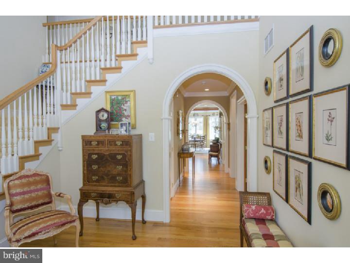 5 Rabbit Run Road Malvern, PA 19355 - Photo 3 of 25 Foyer