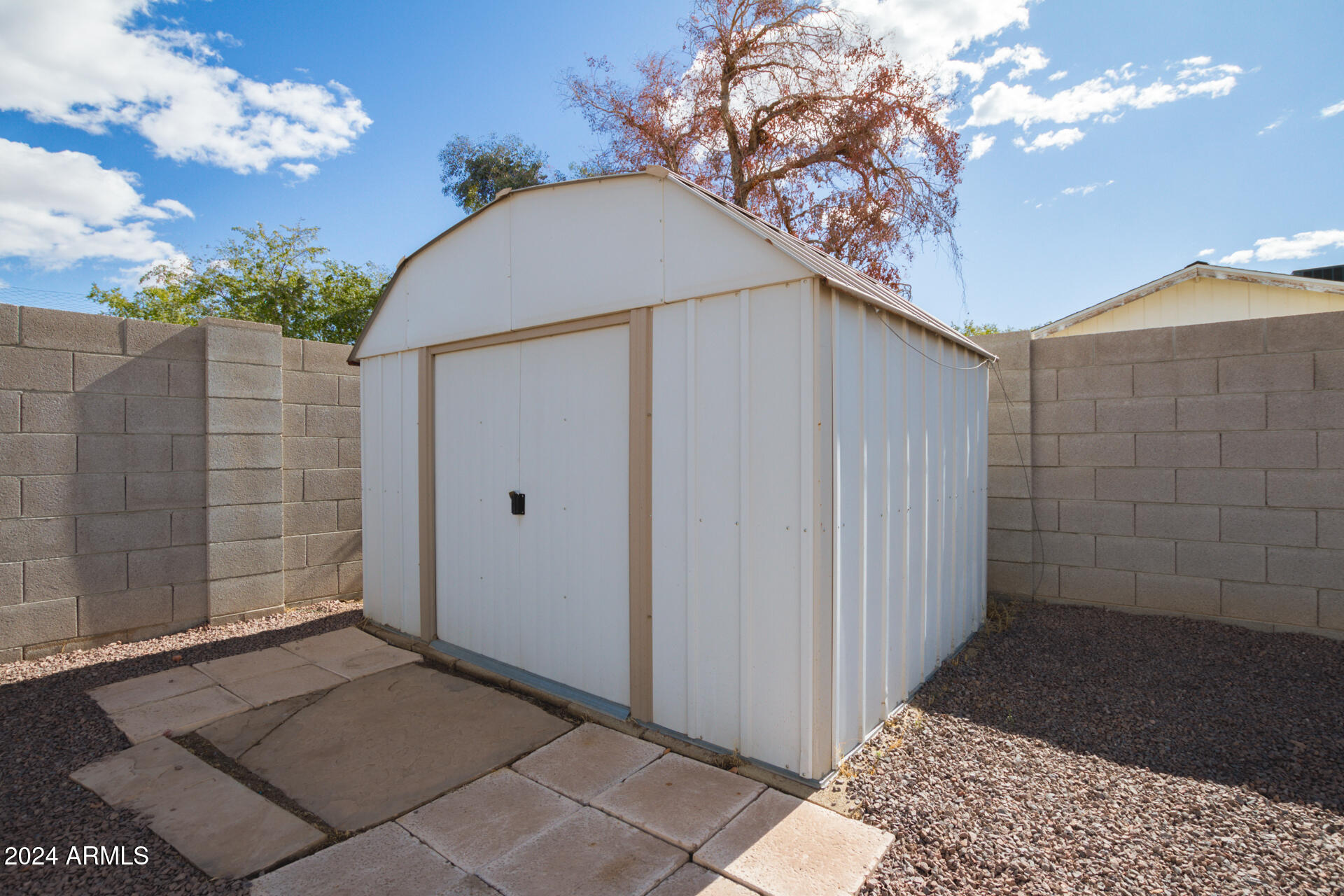 1529 West Utopia Road Phoenix, AZ 85027 - Photo 30 of 35 34 - Utopia