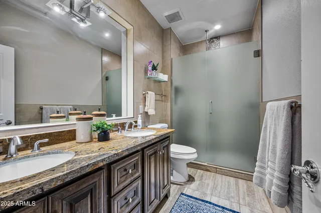 $715,000 | 1155 West Laredo Avenue, Gilbert, AZ 85233