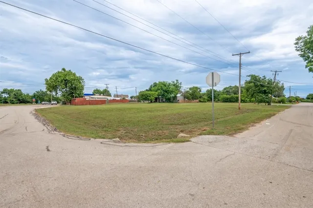 a view of a basketball court