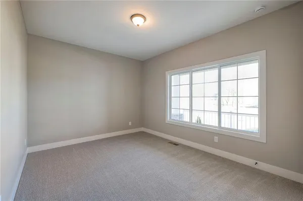 $469,900 | 11207 Trevor Drive, Peculiar, MO 64078