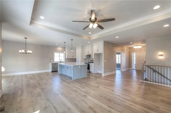 $469,900 | 11207 Trevor Drive, Peculiar, MO 64078