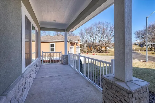 $469,900 | 11207 Trevor Drive, Peculiar, MO 64078