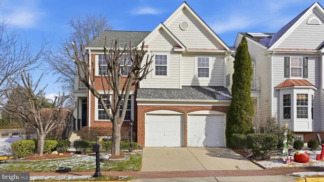 $899,000 | 8921 Mayhew Court, Lorton, VA 22079