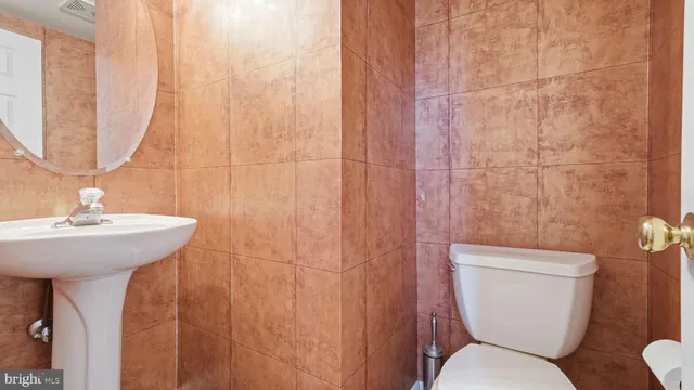 $874,900 | 8921 Mayhew Court, Lorton, VA 22079